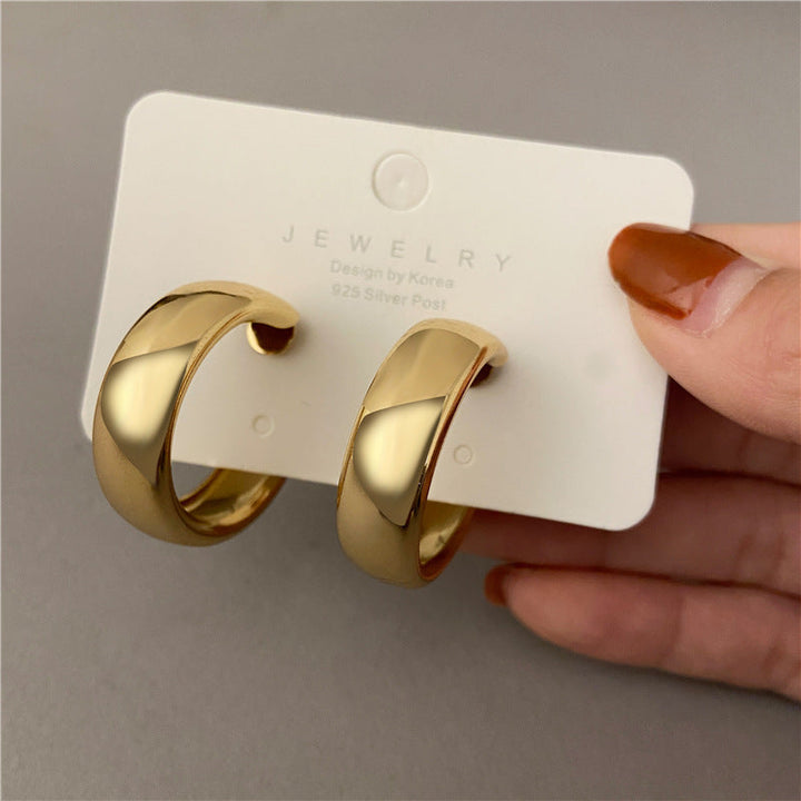 Modern Hoop Earrings with Geometric Design Kalsten