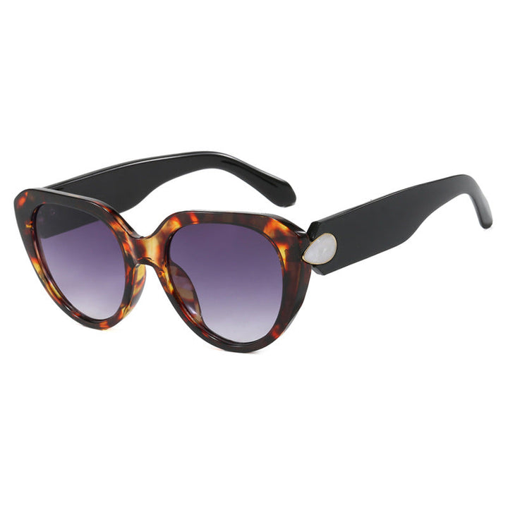 Women Cat-Eye Sunglasses with striking design and protective UV filter Kalsten