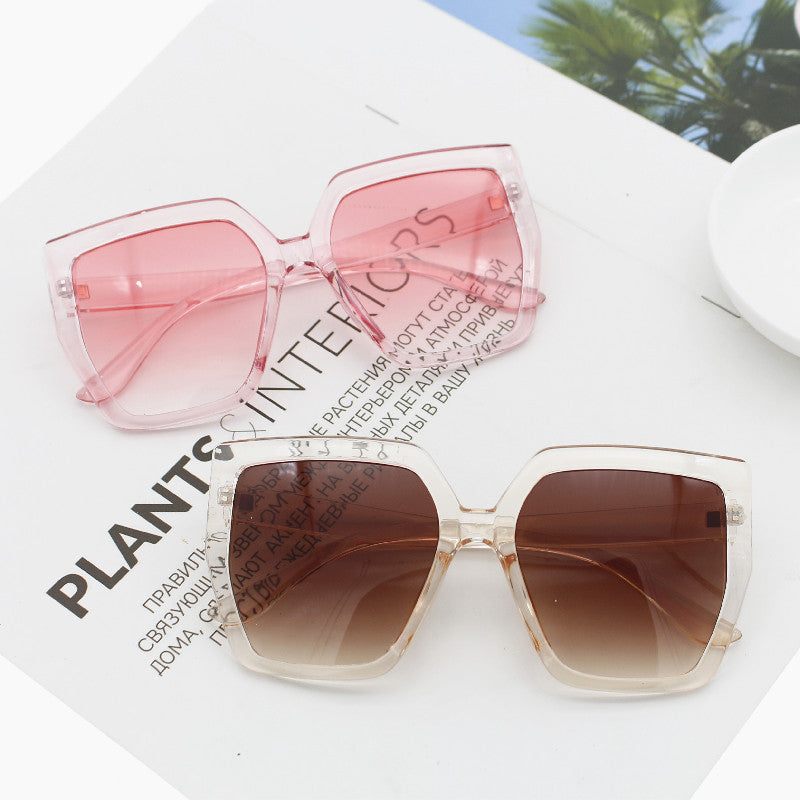 Ladies elegant oversized sunglasses with luxurious frame Kalsten