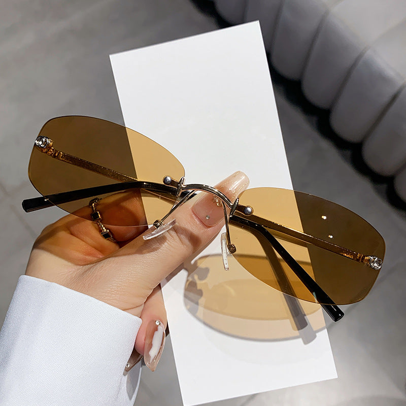 Women's fashionable sunglasses with elegant, narrow frame Kalsten