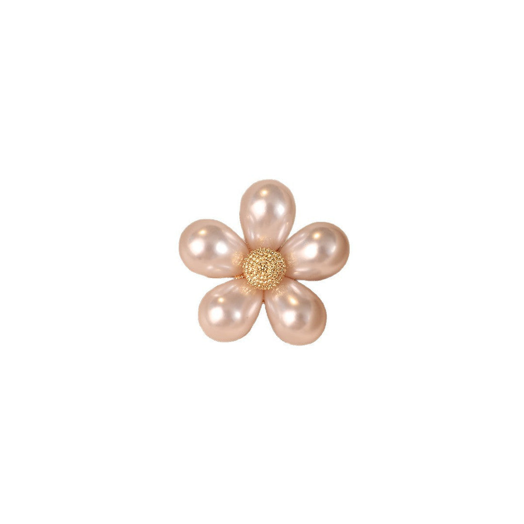 Elegant flower brooch with pearl accents Kalsten
