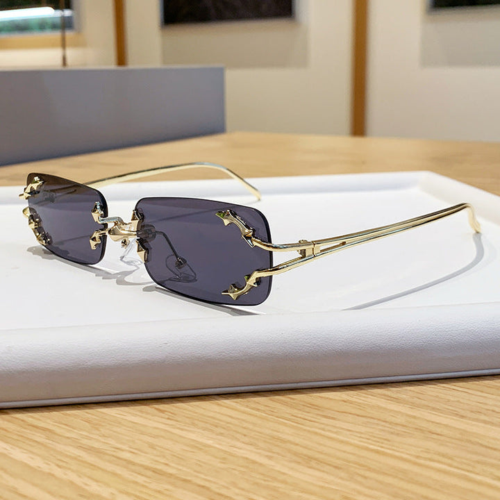 Women's fashionable sunglasses with delicate metal frame and transparent lenses Kalsten