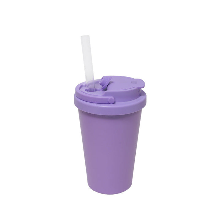 Ladies silicone drinking cup with secure closure system Kalsten