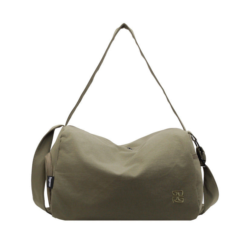 Sporty Carrying Bag with Ergonomic Design Kalsten