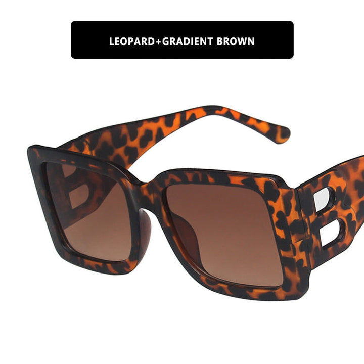 Ladies fashionable sunglasses in trendy leopard design Kalsten