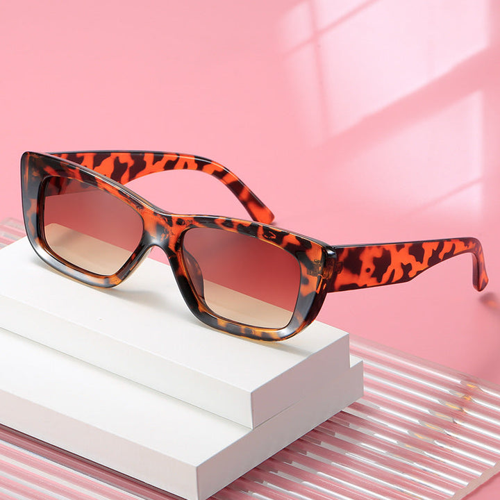 Ladies fashionable sunglasses with rectangular frame Kalsten