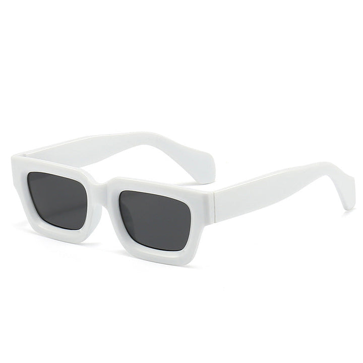 Women's trendy sunglasses with sturdy and transparent frame Kalsten