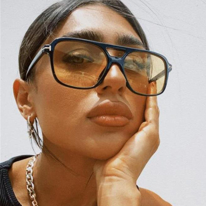 Women trendy square sunglasses with detailed frame Kalsten