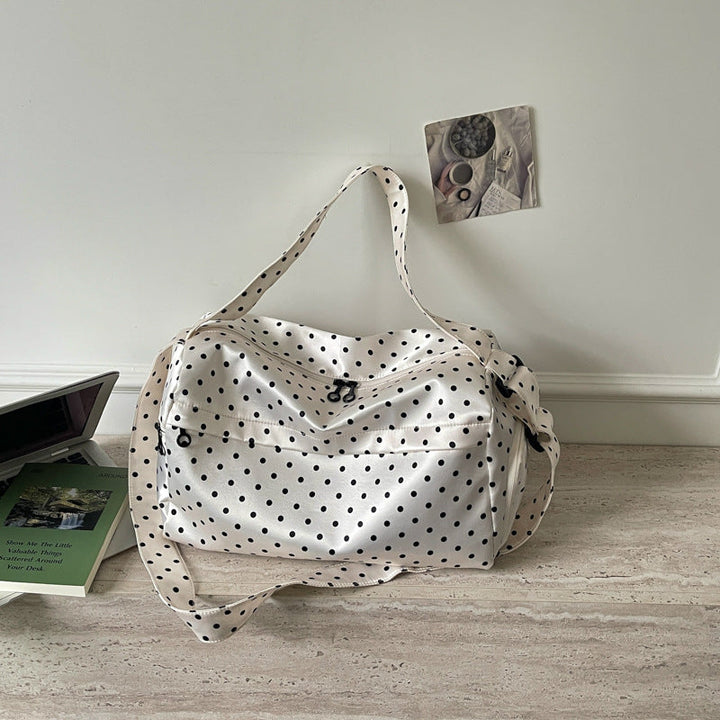 Fashionable sports and travel bag with dotted design Kalsten
