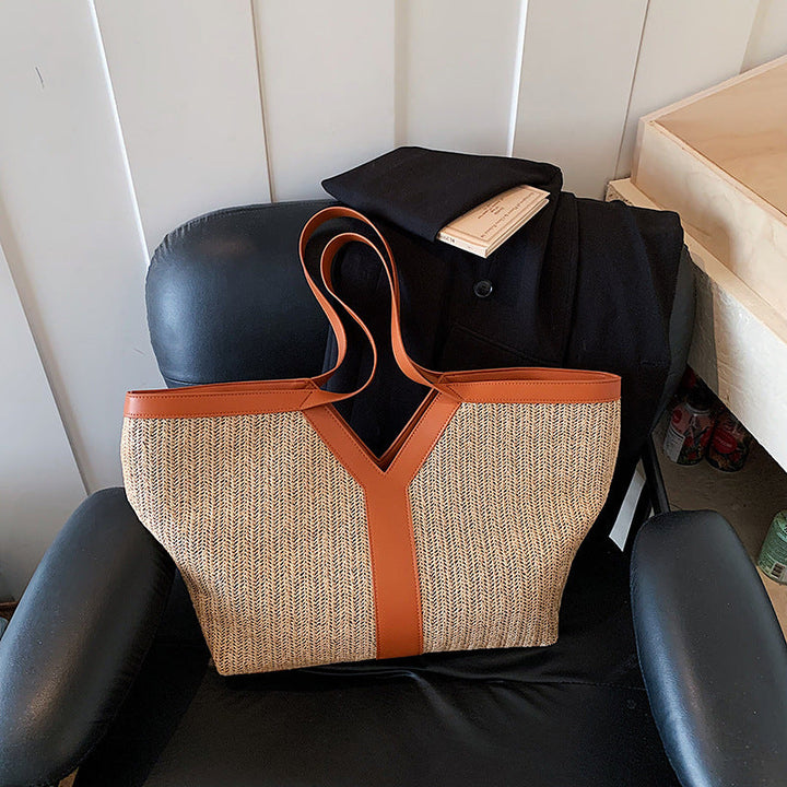 Generous and Stylish Shopping Bag Kalsten