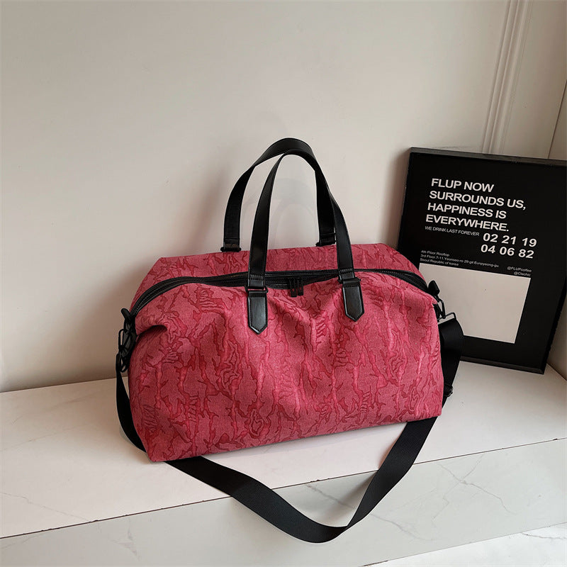 Sporty travel bag with innovative design Kalsten