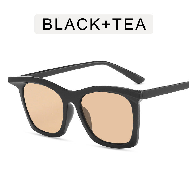 Women's Cat-Eye Sunglasses with Gradient Lenses and Transparent Frame Design Kalsten