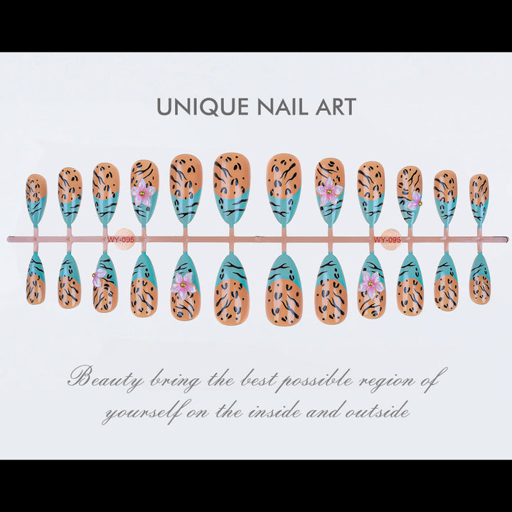 Creative Artistic Press-On Nail Set Kalsten