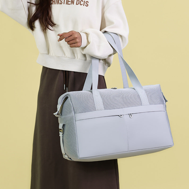 Sporty tote bag with breathable mesh material and multifunctional pockets Kalsten