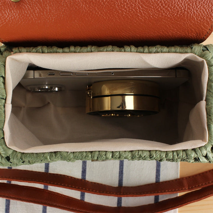 Handbag with Elegant Leather Lid and Woven Design Kalsten