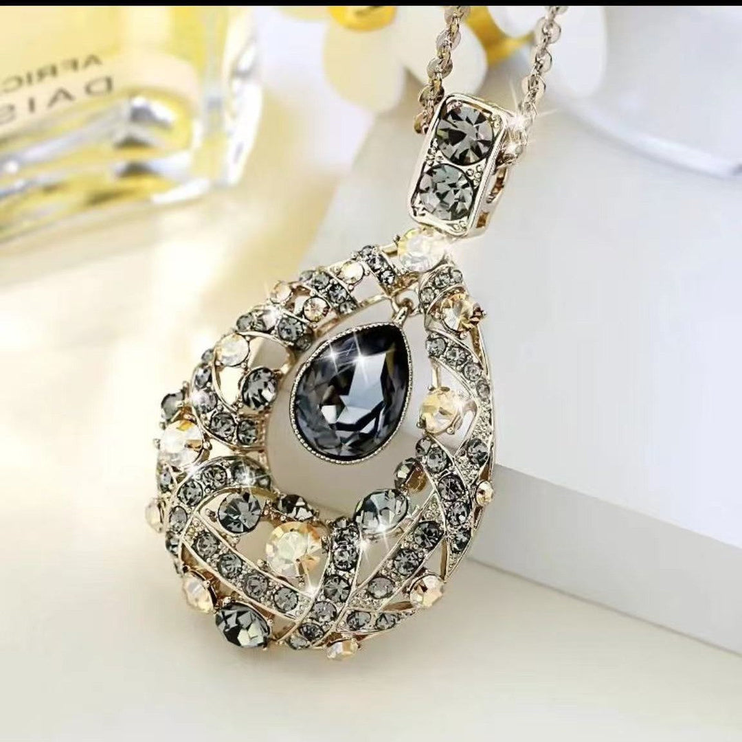 Contemporary Crystal Drop Necklace Kalsten