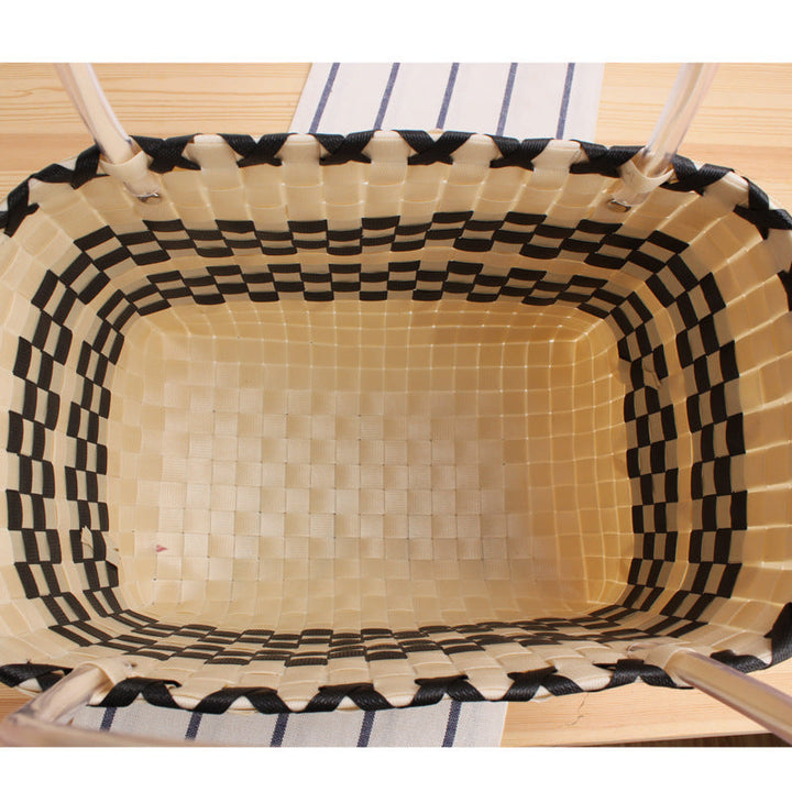 Tote bag with modern check pattern and sturdy carrying straps Kalsten
