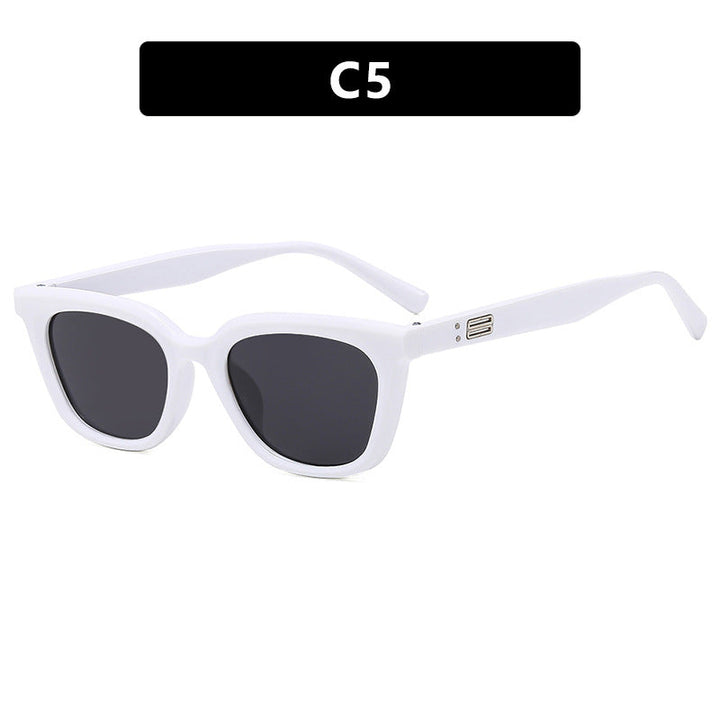 Ladies stylish sunglasses in modern design with wide frame Kalsten