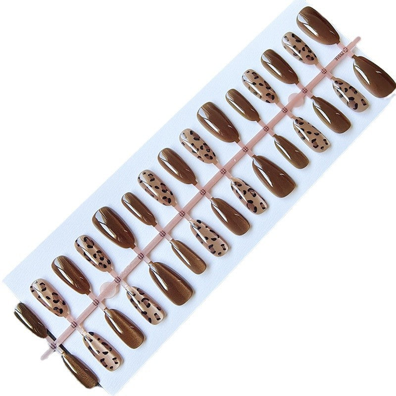 Fashionable Artificial Nails in Trendy Animal Print Design Kalsten
