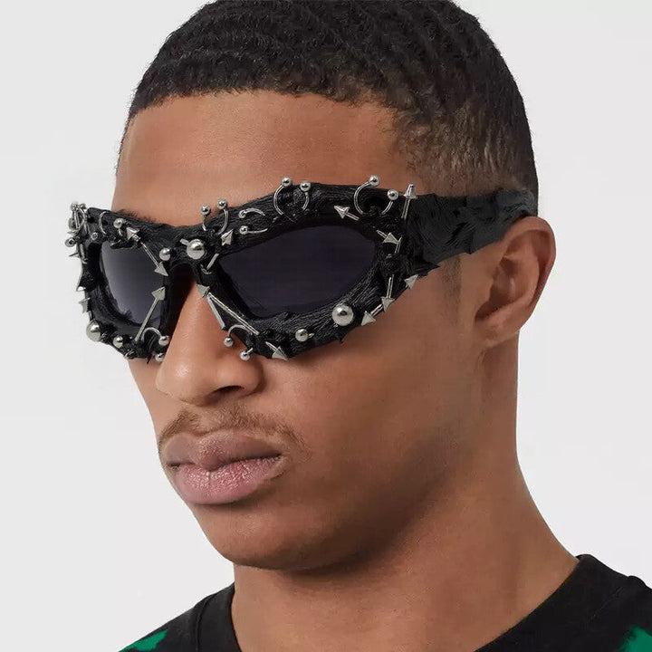 Ladies fashionable sports sunglasses with pointed details Kalsten