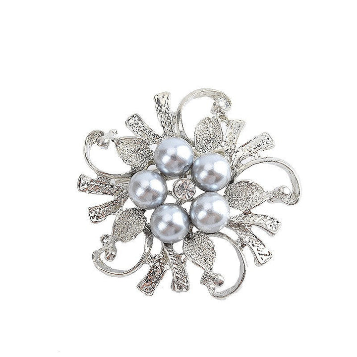 Glamorous brooch with pearl set Kalsten
