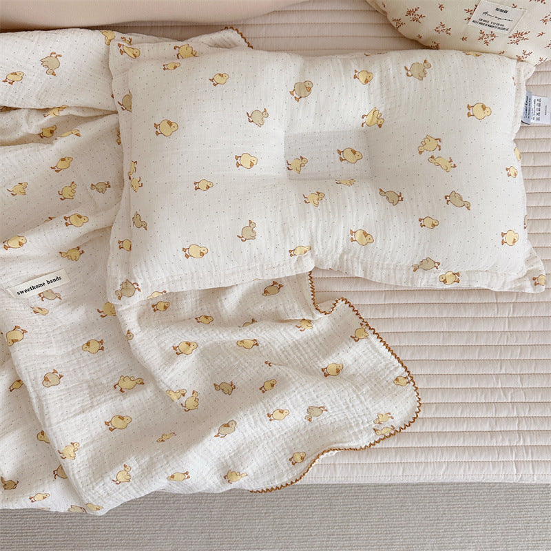 Unisex Mull blanket with cute bear design Kalsten