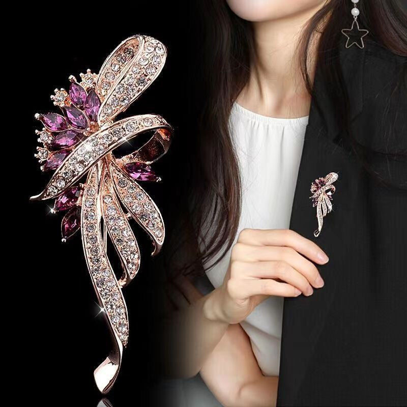 Exquisite brooch with sparkling zirconia and blue gemstones Kalsten