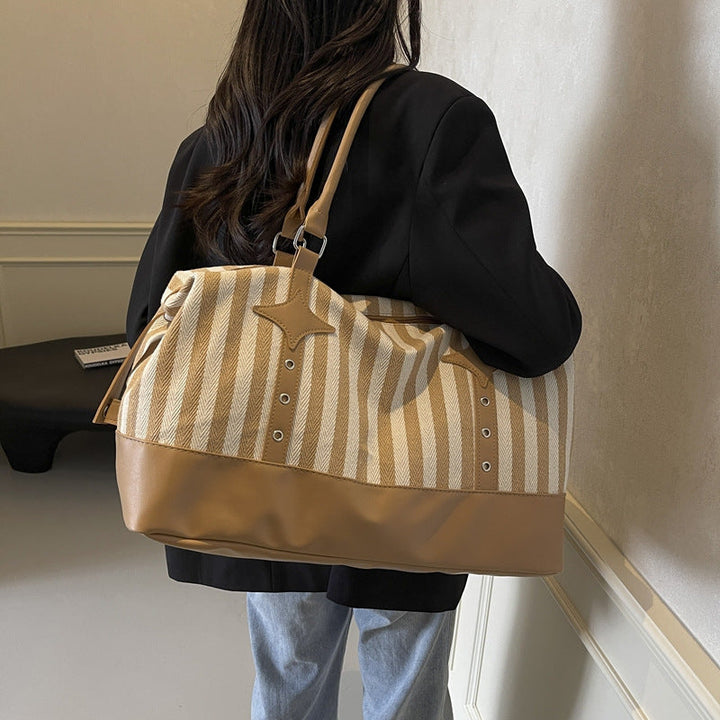 Elegant Sports Duffel Bag with Structured Outer Material and Sturdy Carry Straps Kalsten