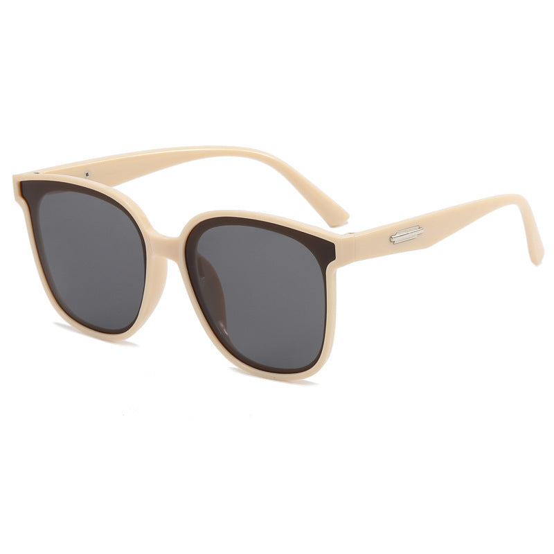Women's stylish sunglasses with wide frame and UV protection Kalsten