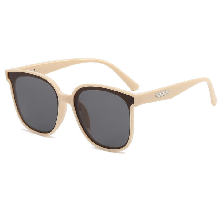 Women's stylish sunglasses with wide frame and UV protection Kalsten