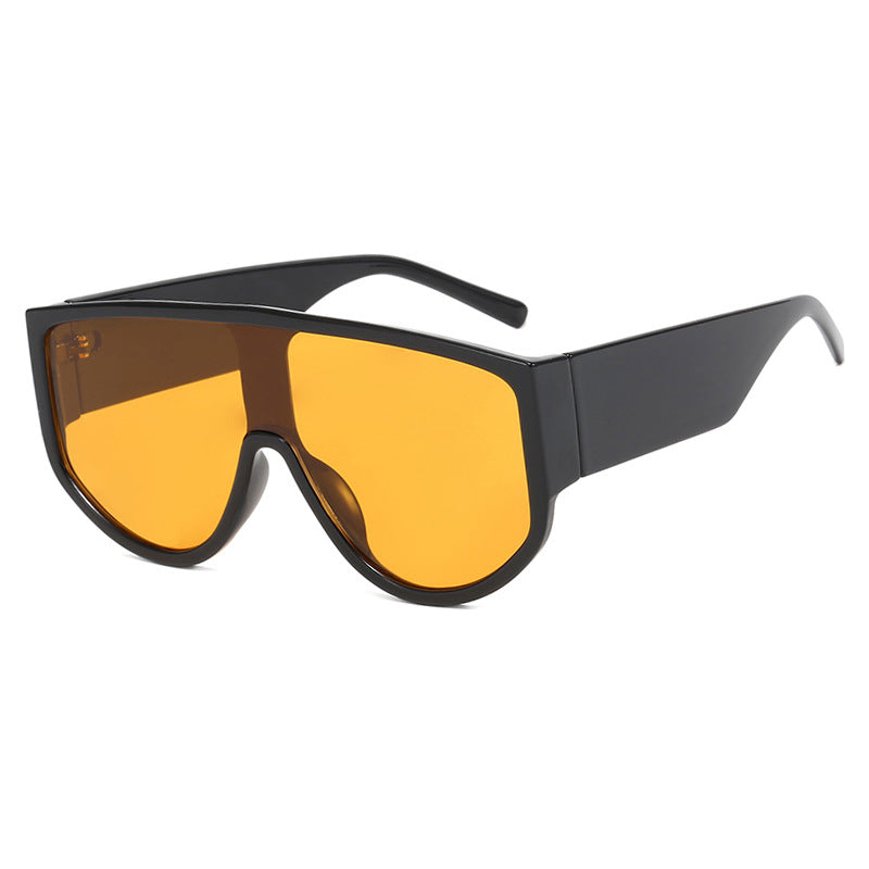 Women’s fashion sunglasses with extraterrestrial design Kalsten