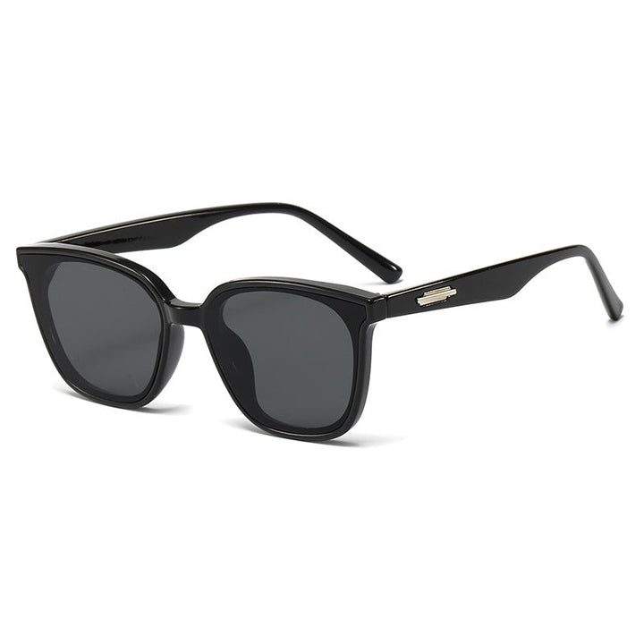 Ladies stylish sunglasses with robust and modern design Kalsten