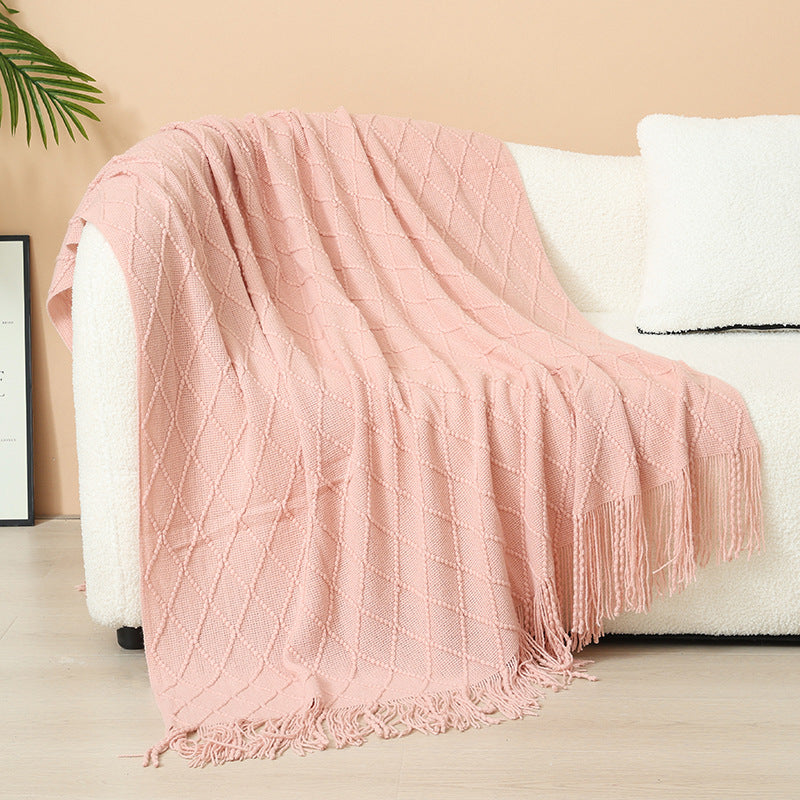 Women Elegant and stylish living and cuddly blanket with fringes Kalsten