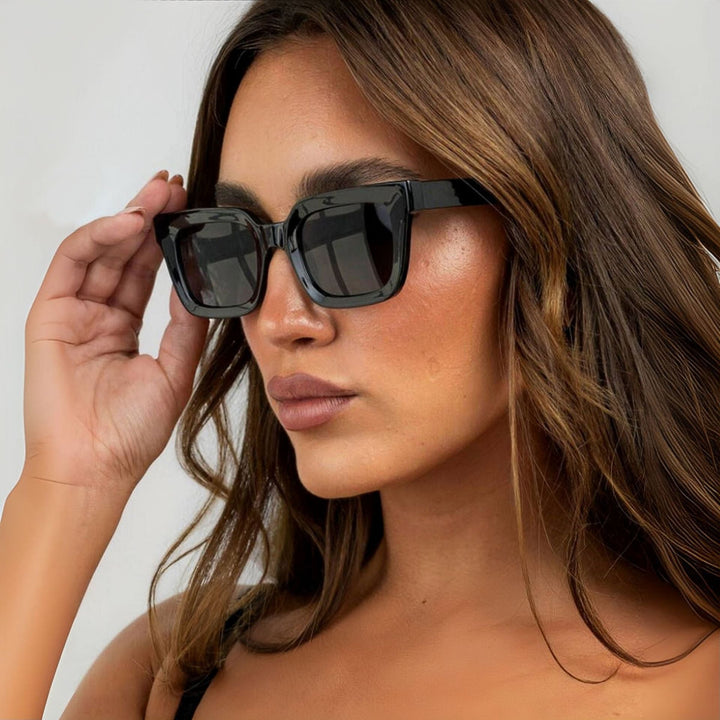 Ladies fashionable square sunglasses with stylish frame Kalsten