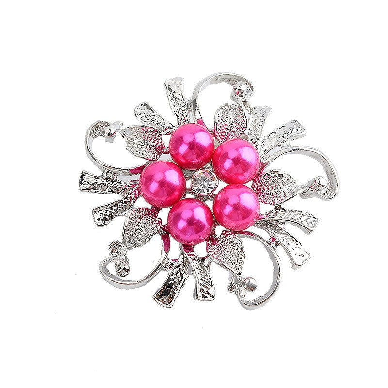 Glamorous brooch with pearl set Kalsten