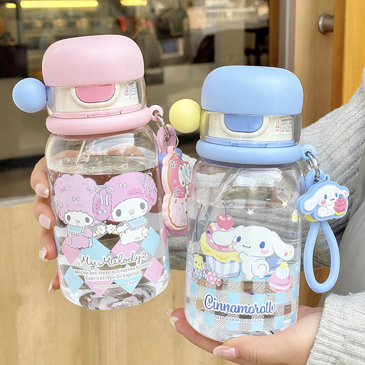 Ladies drinking bottle with practical silicone drinking straw and cute Kalsten motif