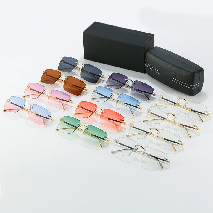 Women's fashionable sunglasses with square frame and luxurious accents Kalsten