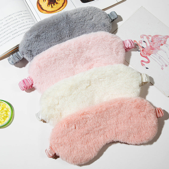 Women's fluffy ergonomic eye mask with adjustable satin band and soft faux fur cover Kalsten