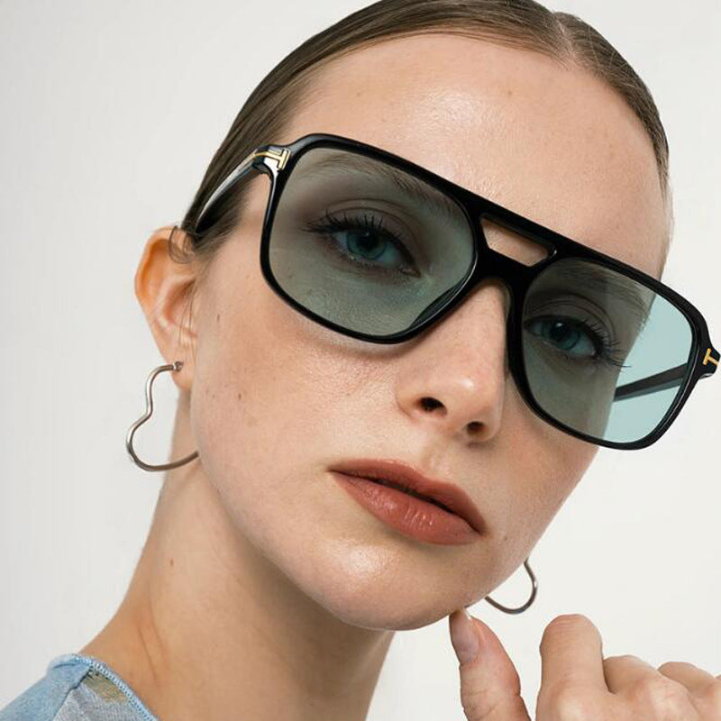 Ladies' striking sunglasses with outstanding shape Kalsten