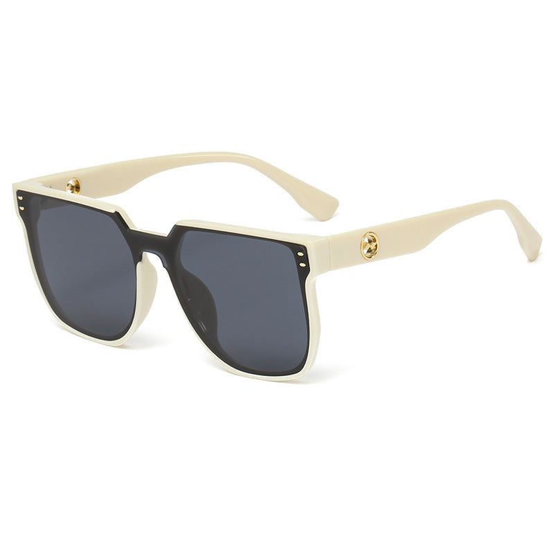 Women striking sunglasses with a distinctive geometric frame Kalsten