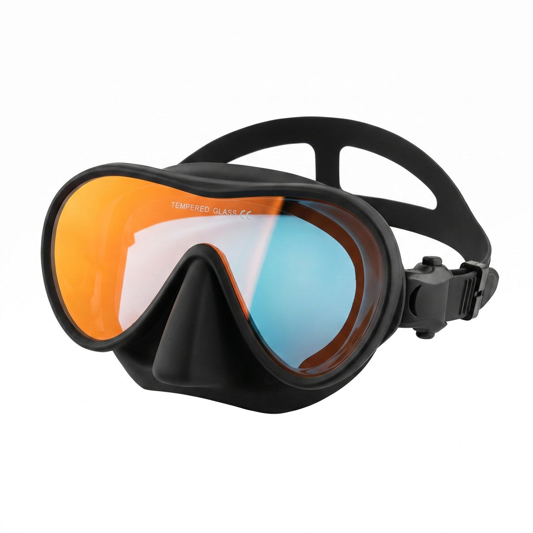 Diving mask with ergonomic design and wide field of vision Kalsten