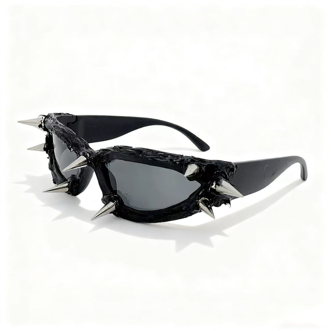 Women's extravagant fashion sunglasses with unique spikes design Kalsten