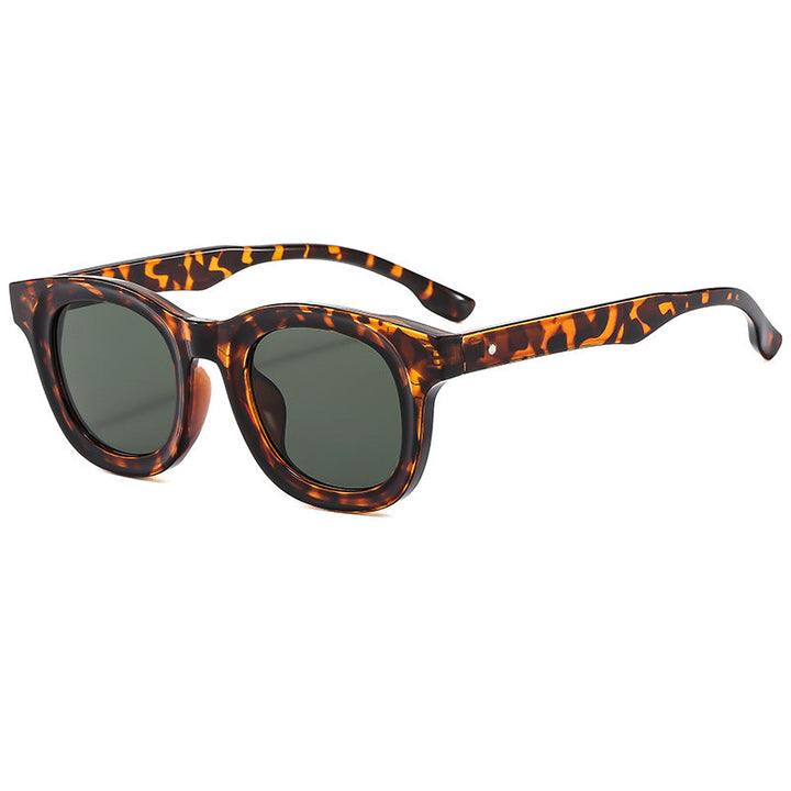Women's Round Sunglasses with Stylish, Wide Plastic Frame Kalsten