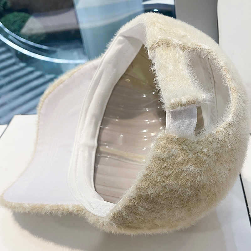 Women's Luxurious Fleece Embellished Baseball Cap Kalsten