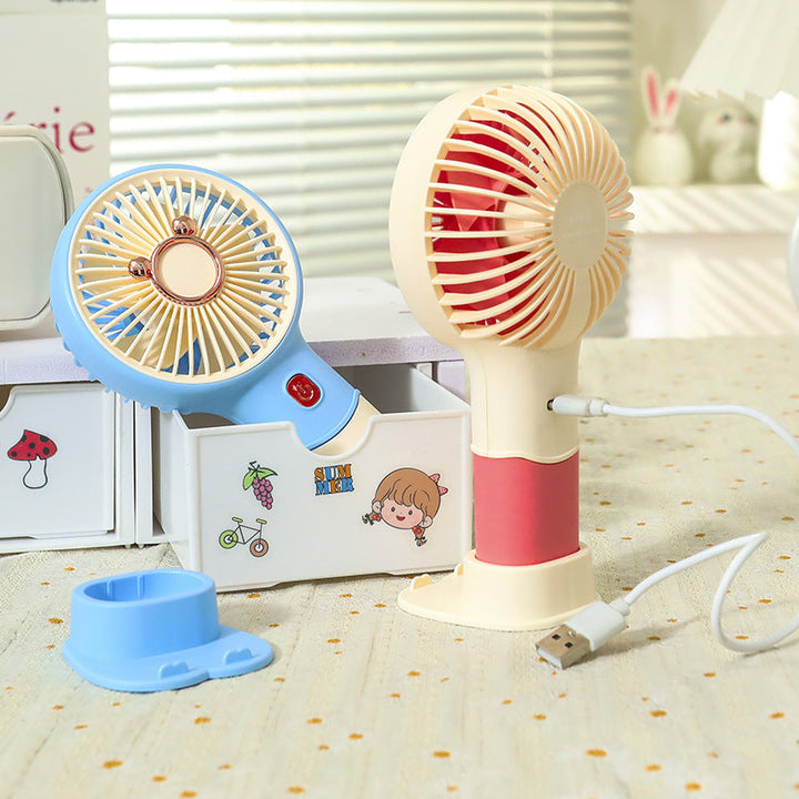 Ladies portable hand fan with playful bear design Kalsten