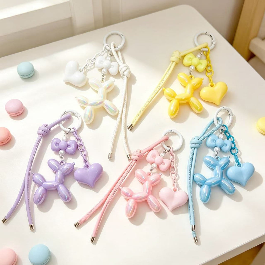 Playful keychain with heart and balloon dog Kalsten