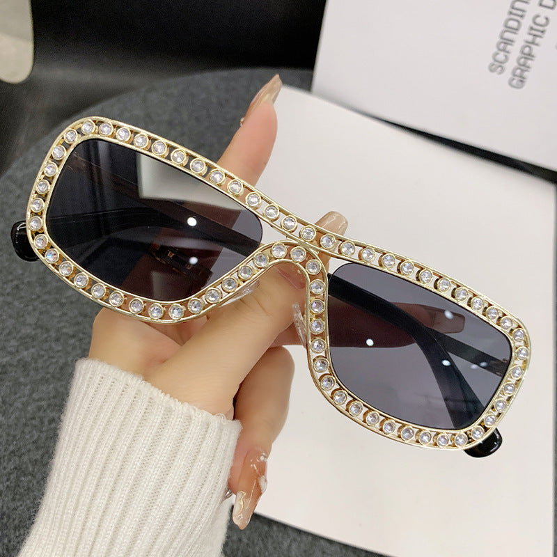 Women's extravagant Cat-Eye sunglasses with golden accents Kalsten