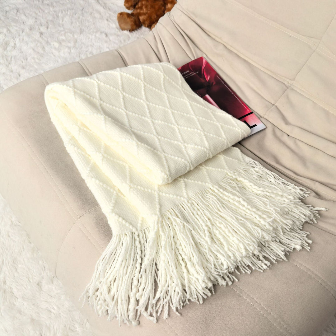 Luxurious Textured Knit Scarf Kalsten