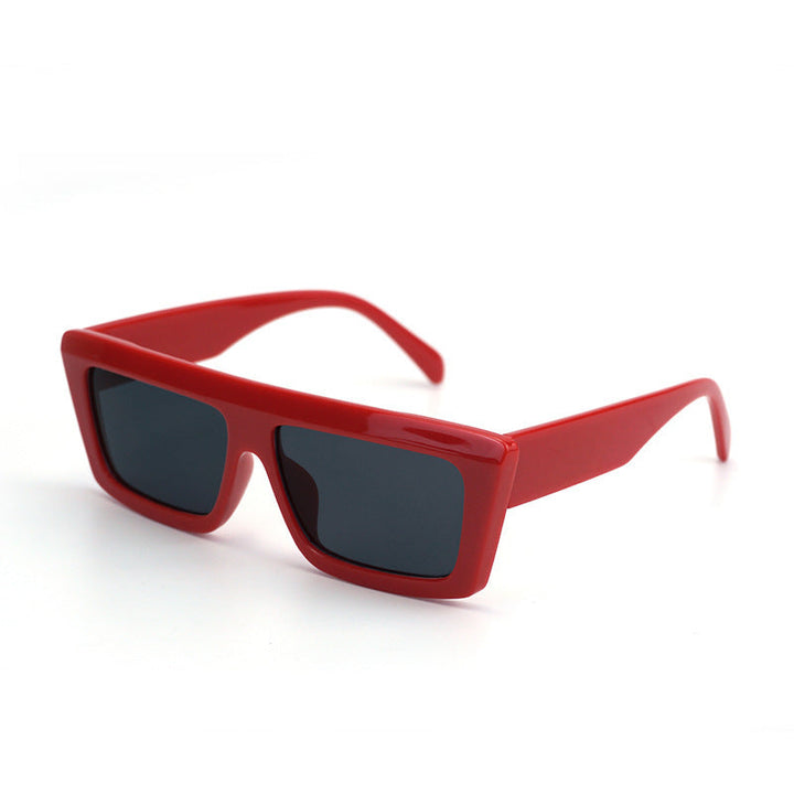 Women Oversized Sunglasses with Modern and Angular Design Kalsten