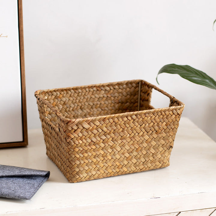Unisex storage basket made of handwoven natural material Kalsten